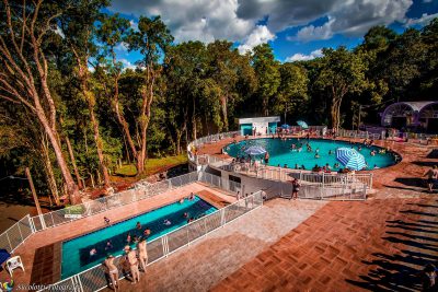 No Thermas Iraí os turistas vão desfrutar do novo complexo de piscinas externas com uma nova infraestrutura com um projeto moderno contando com piscina para adultos, piscina infantil, piscina com toboágua
