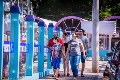 No Thermas Iraí os turistas vão desfrutar do novo complexo de piscinas externas com uma nova infraestrutura com um projeto moderno contando com piscina para adultos, piscina infantil, piscina com toboágua