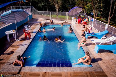 No Thermas Iraí os turistas vão desfrutar do novo complexo de piscinas externas com uma nova infraestrutura com um projeto moderno contando com piscina para adultos, piscina infantil, piscina com toboágua