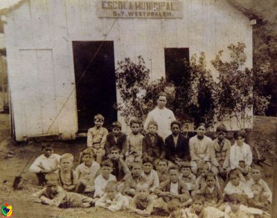 Primeira Escola Municipal de Iraí 1928